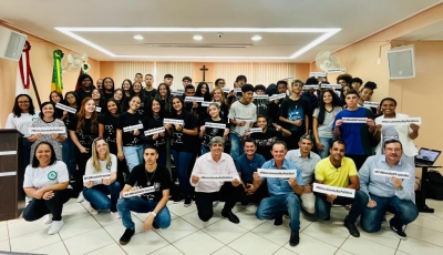 Câmara de Rio Piracicaba lança Parlamento Jovem com público recorde de estudantes